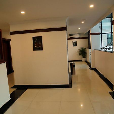 Hotel Savera Park Thrissur Eksteriør billede