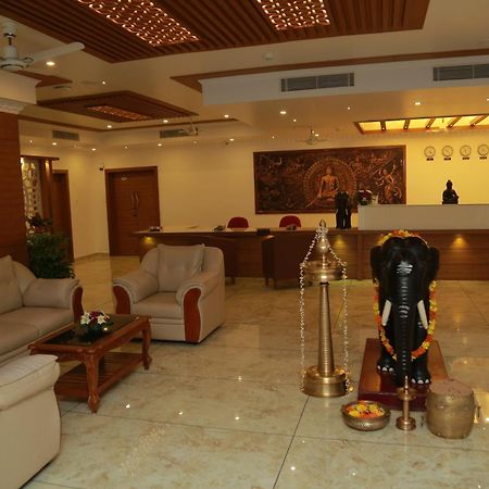Hotel Savera Park Thrissur Eksteriør billede