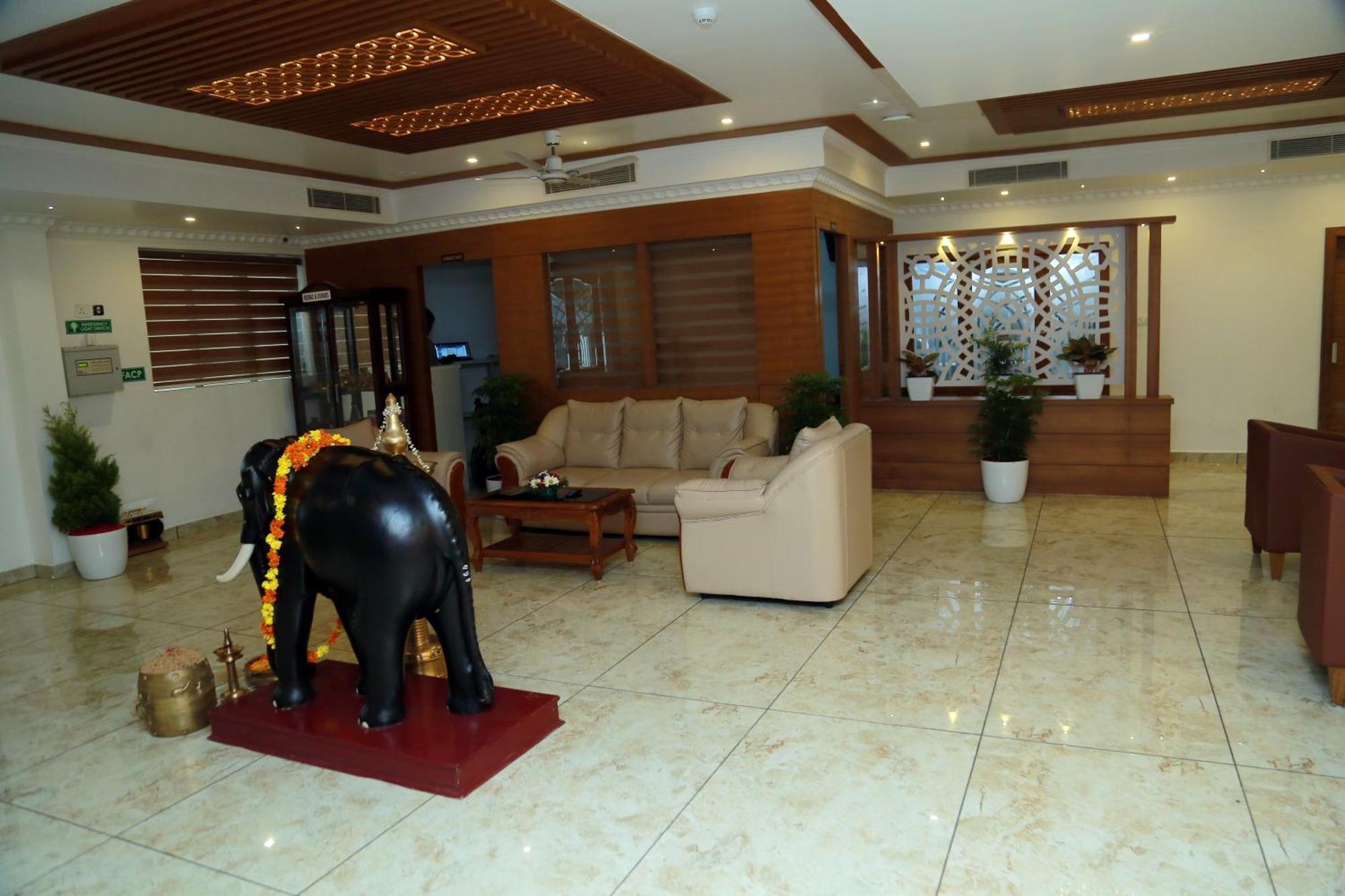 Hotel Savera Park Thrissur Eksteriør billede