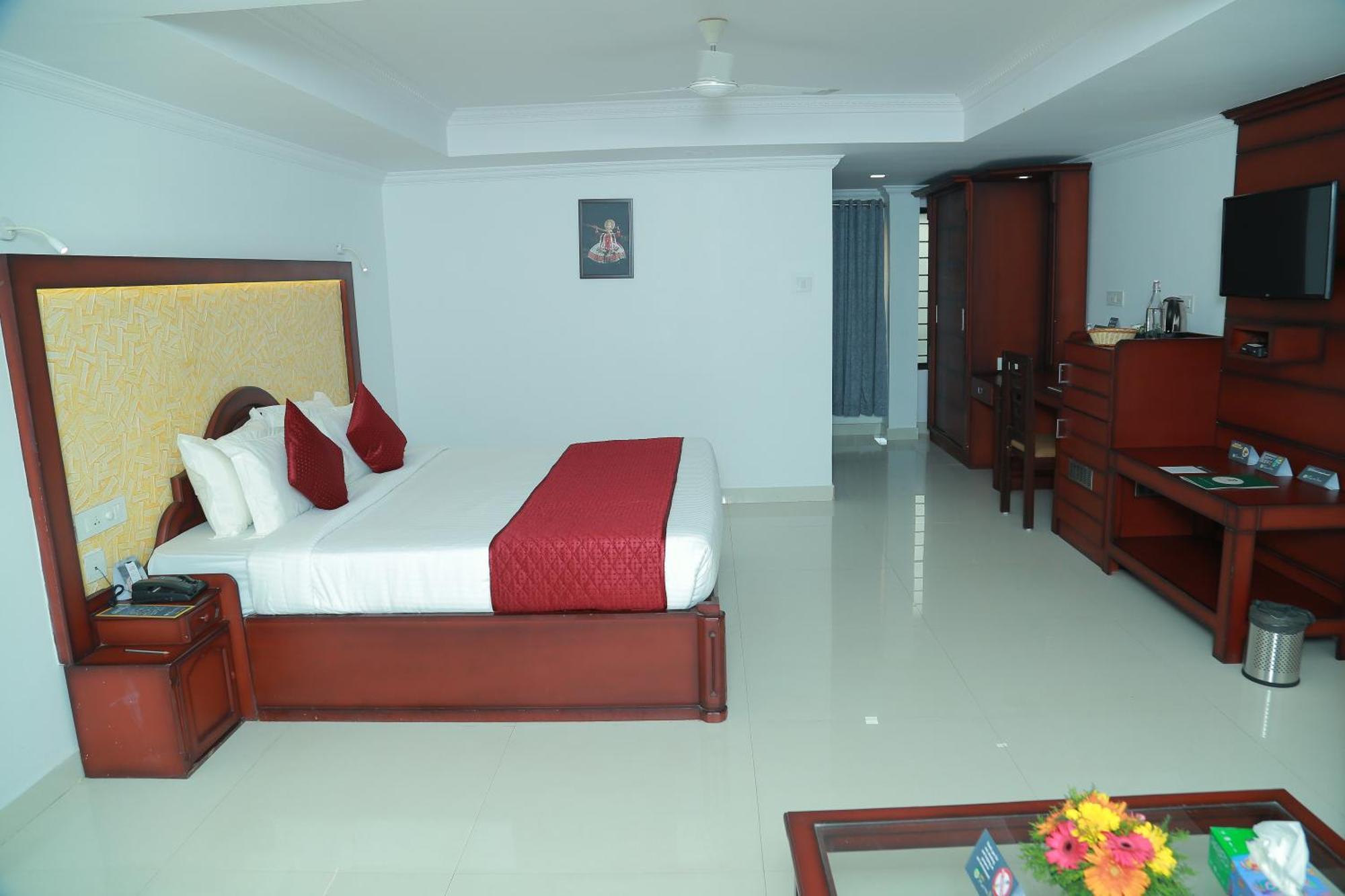 Hotel Savera Park Thrissur Eksteriør billede
